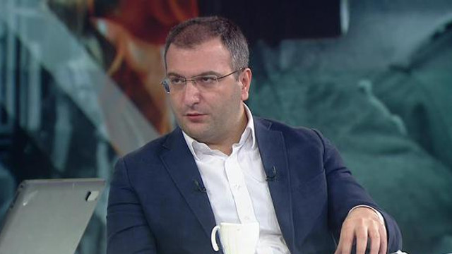 Cem Küçük icralık oldu