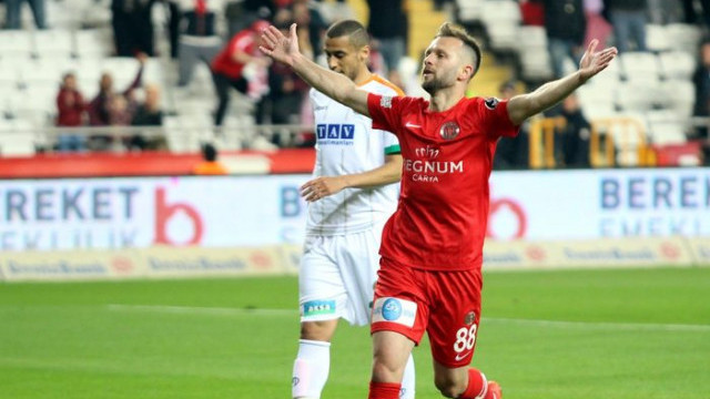 Hakan Özmert: Nazım Sangare milli takımı hak ediyor