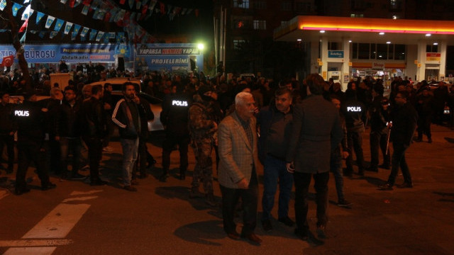 Adıyaman'da AK Parti-İYİ Parti gerginliği