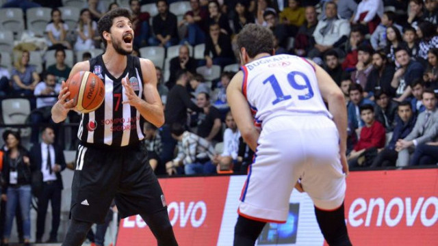 Beşiktaş Sompo Japan 92 - 95 Anadolu Efes