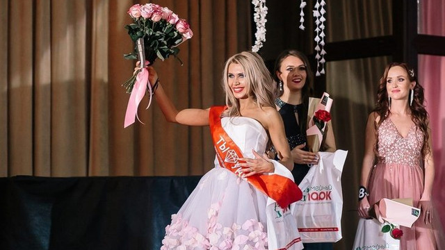 Din adamının eşi güzellik yarışmasına katıldı, ortalık karıştı