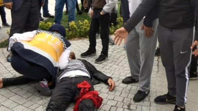 İstanbul'da eşini döven kişiyi mahalleli bıçakladı !