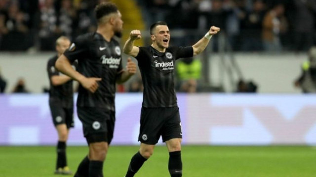 Frankfurt Benfica'yı dağıttı, tarih yazdı!