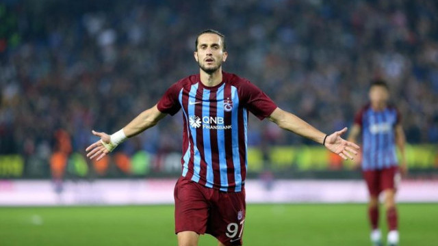 Yusuf Yazıcı, Diyarbakırlı hayranlarına forma gönderdi