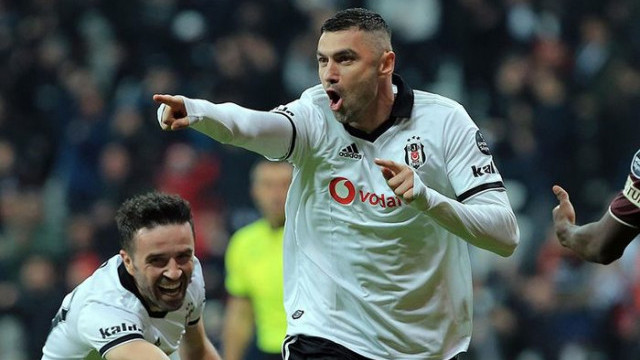 Burak Yılmaz ligin ikinci yarısında iki takımdan fazla gol attı