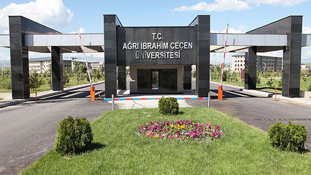 'Cinsel taciz''den ceza aldı ama derslere devam ediyor