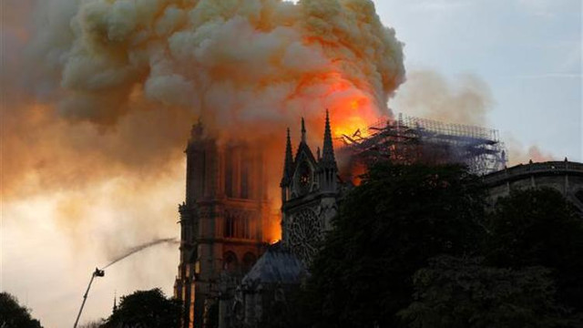 Notre Dame Katedrali için açıklama geldi