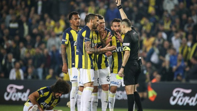 Sadık Çiftpınar: Hakemin beni bu kadar basit oyundan atması üzdü