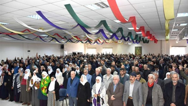 HDP'nin kutlama programında skandal görüntüler