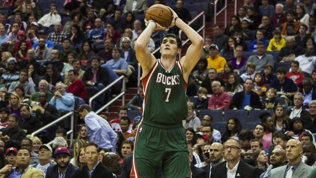 Ersan İlyasova'dan Brooklyn Nets'e karşı 12 sayı