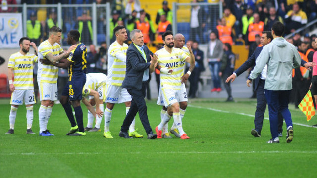 Erman Toroğlu: Mehmet Ekici pavyona gitsin, oynasın