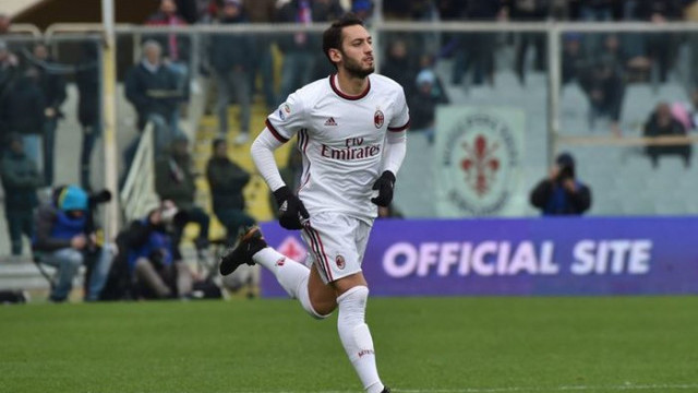 Hakan Çalhanoğlu attı Milan kazandı