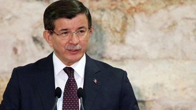 ''Erdoğan, Davutoğlu'nu ihraç edebilir''