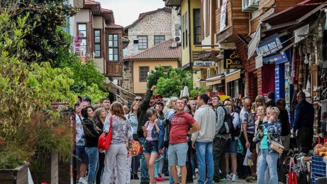 Kaleiçi'ne Rus turist akını