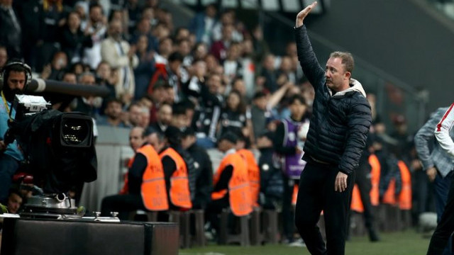 Sergen Yalçın'dan Beşiktaş açıklaması! 'Teklif almadım'