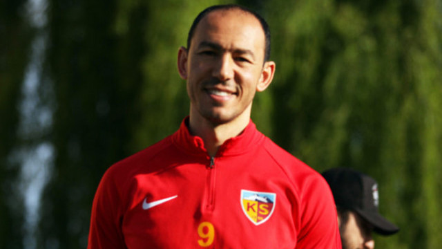 Umut Bulut çalışmalara başladı