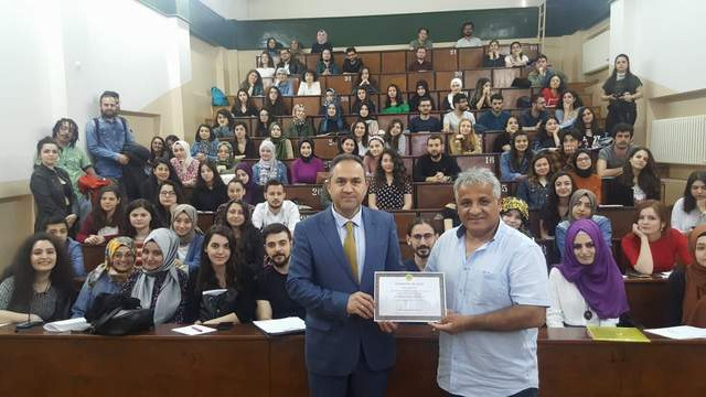 İstanbul Üniversitesi'nde fotoğraf semineri