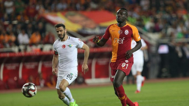 Galatasaray'da yeni penaltı krizi! Bu kez Diagne ve Selçuk İnan...