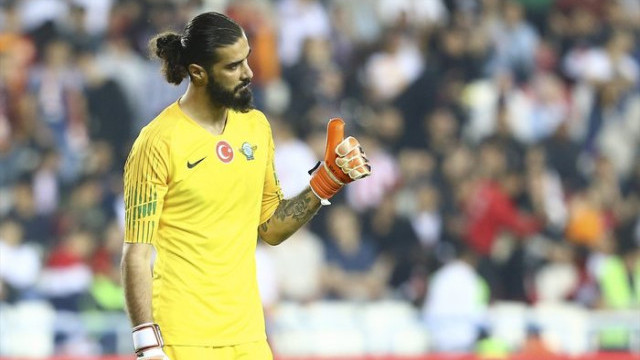 Akhisarsporlu futbolcular kupa seremonisine çıkmadı!