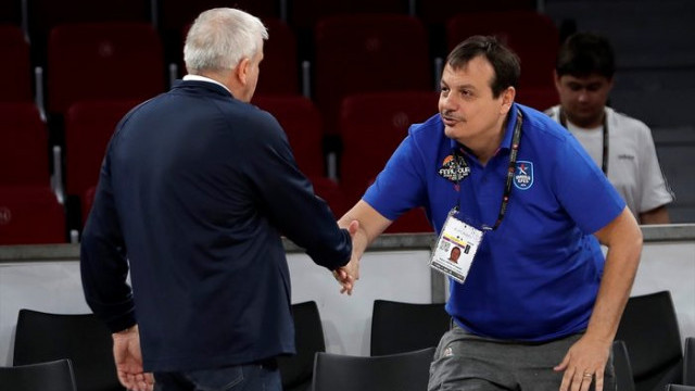 Zeljko Obradovic: Anadolu Efes layık olduğu için burada