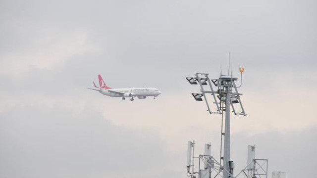 İstanbul’da uçuşlara olumsuz hava engeli