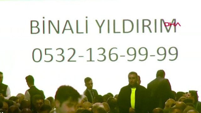 Binali Yıldırım ''ileride lazım olacak'' dedi ve cep telefonunu paylaştı