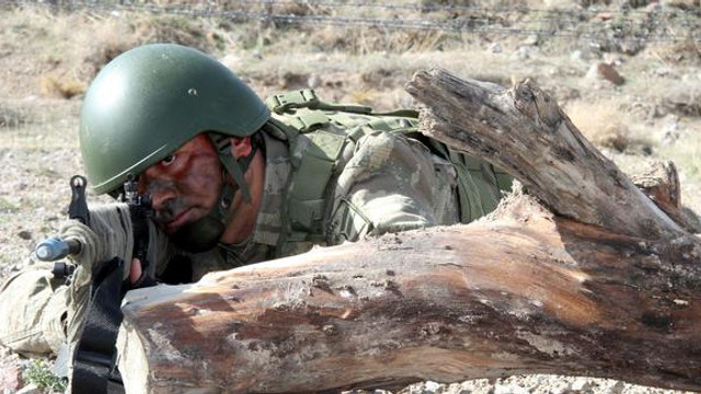 Fırat Kalkanı operasyonunda çatışma
