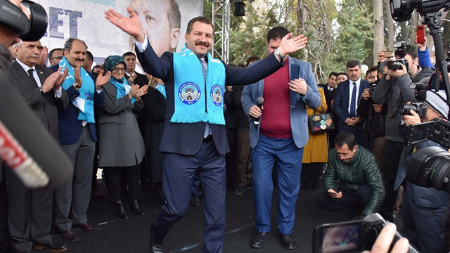 AK Partili belediye başkanını Erdoğan'a şikayet ettiler