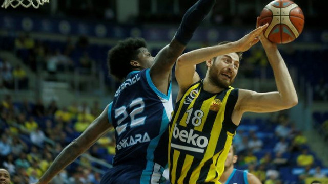 Fenerbahçe Beko 82 - 72 Türk Telekom