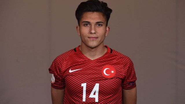 Genç milli yıldızımız Umut Güneş'e Süper Lig kancası