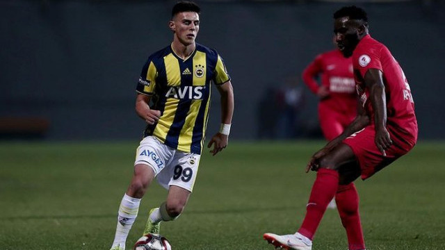 Fenerbahçeli futbolcu Elif Elmas'tan Luis Suarez paylaşımı
