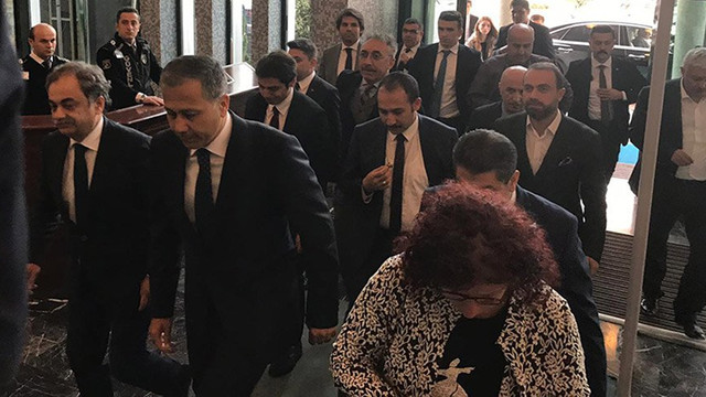 Vali ''vekaleten'' İBB başkanlığı görevine başladı