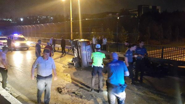 Küçükçekmece'de gece yarısı feci kaza: 1 ölü, 5 yaralı