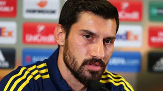 Şener Özbayraklı'nın Galatasaray formalı görüntüsü sosyal medyayı sızdı