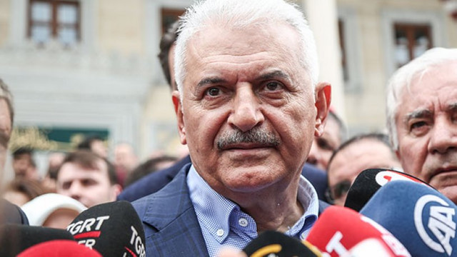 Binali Yıldırım''dan İsmail Küçükkaya yanıtı: ''Vız gelir tırıs gider''