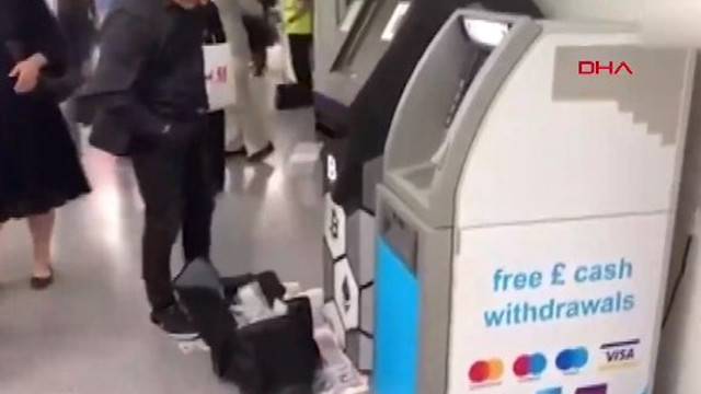 Bir ATM para saçtı !