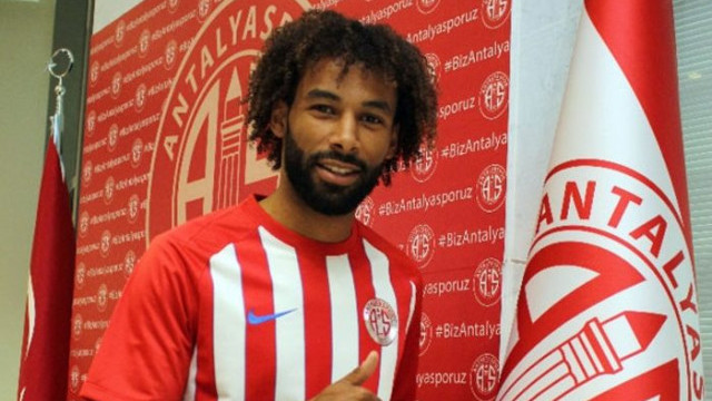 Nazım Sangare kimdir? Beşiktaş'tan Nazım Sangare bombası! Son dakika Beşiktaş transfer haberleri