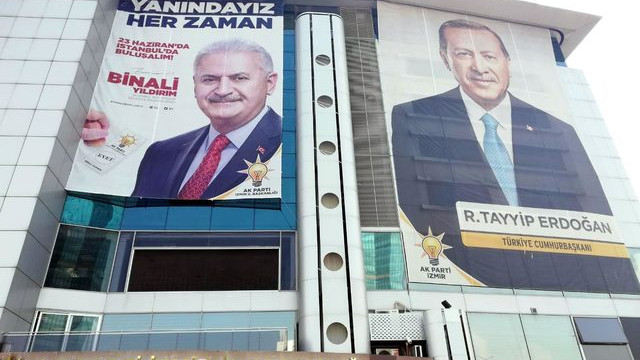 AK Parti'den 81 ile Binali Yıldırım talimatı