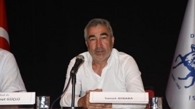 Samet Aybaba: İzlandalılar buraya geldiklerinde çiçek verirsiniz, utanırlar