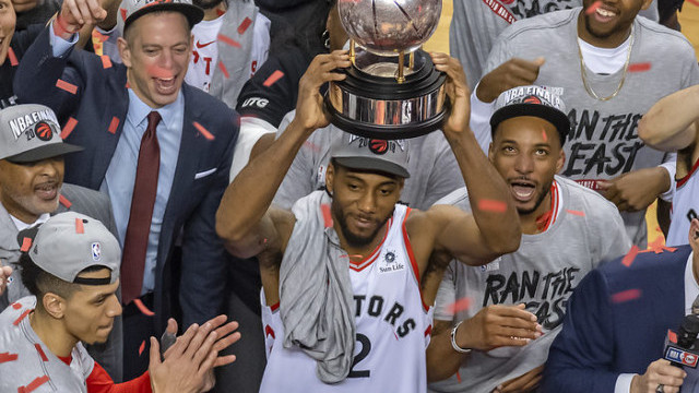 Kawhi Leonard, Toronto Raptors'ta kendini buldu