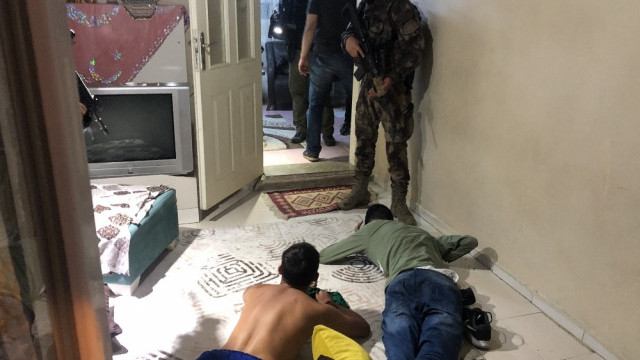 Bursa'da ''çekirge'' operasyonu: 49 gözaltı