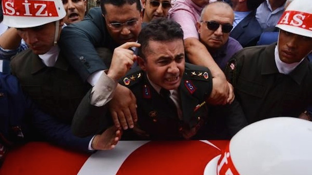 ''FETÖ üyeliğinden'' yargılanan Yarbay Alkan beraat etti !