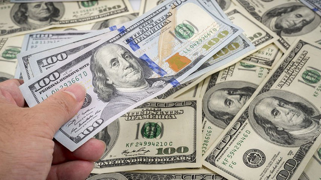 Dolar/TL baş döndürüyor ! İşte günün ilk rakamları