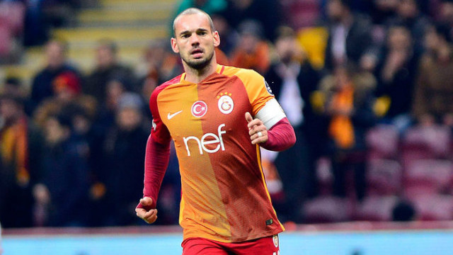 Wesley Sneijder ile Gazişehir Gaziantep'in ilgilendiği iddia edildi