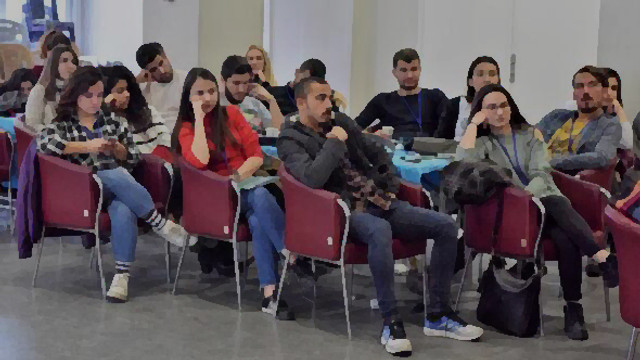 İşte Türk gençliği: Diplomalı, işsiz ve borçlu !