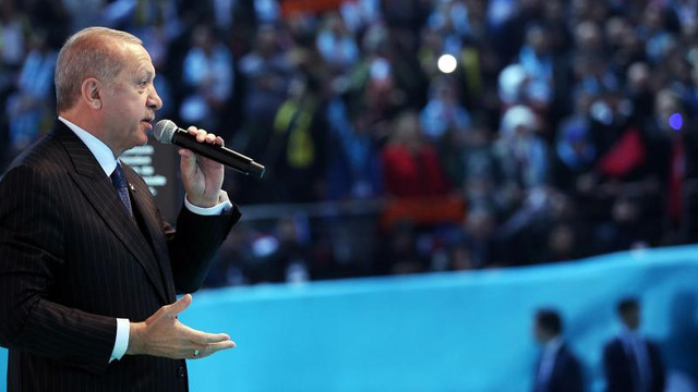 Eski AK Partili danışmandan olay yaratacak yorum: ''Cenazeyi bekliyoruz''
