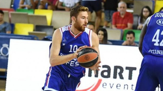 Anadolu Efes Onuralp Bitim ile yollarını ayırdı