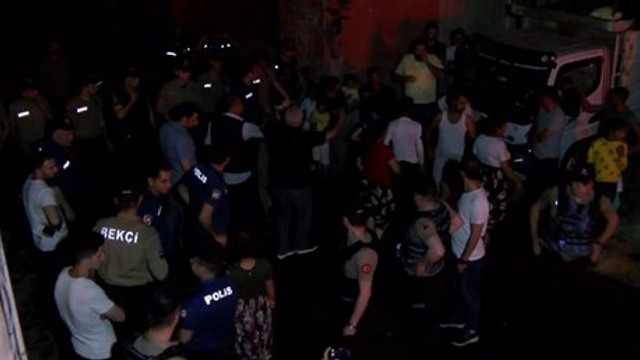 Fikirtepe'de aile arasındaki kavgada ev yakıldı !