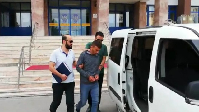 17 yaşındaki kıza şantajla tecavüz