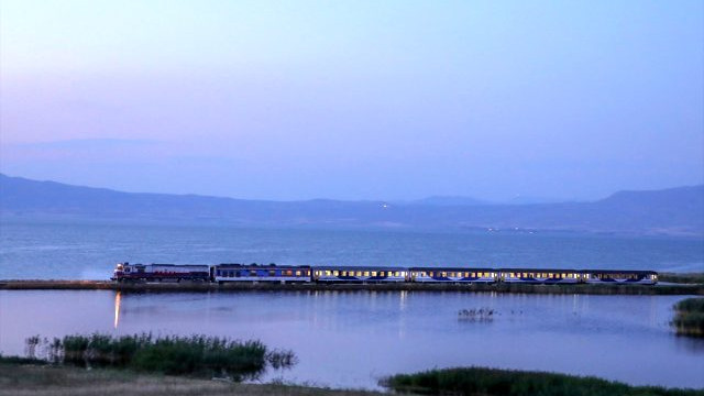 Tahran-Ankara treni Van'a ulaştı